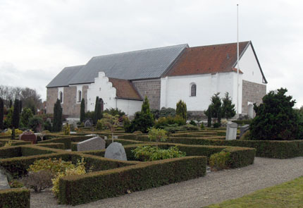 Tårs Kirkegård
